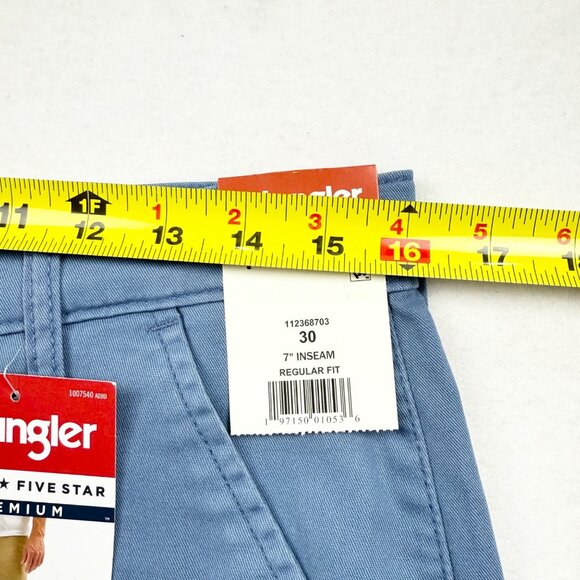 Wrangler Men's Regular Fit Medium Stretch Blue Shorts Size 30 Inseam 7" NWT - Picture 8 of 11